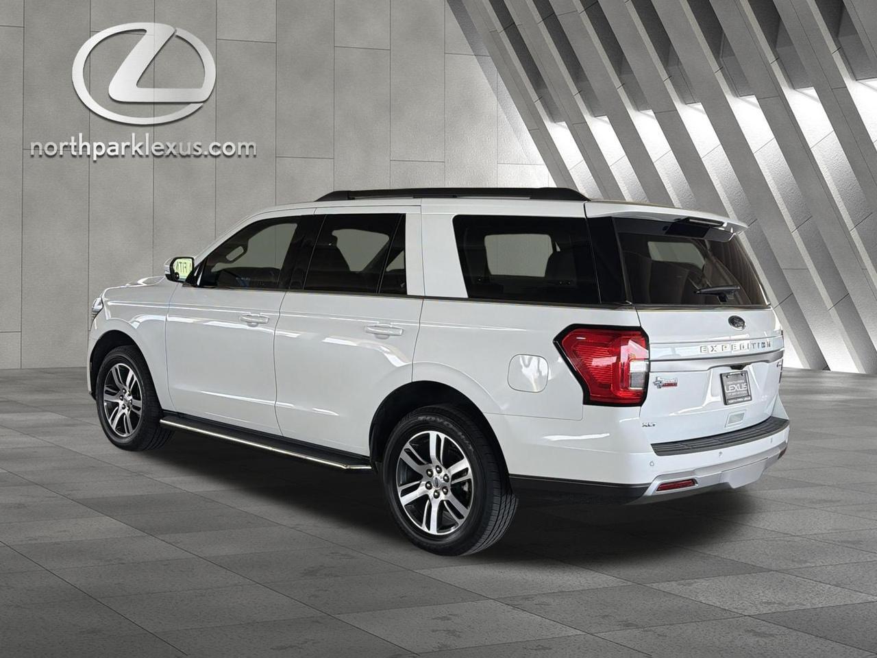2023 Ford Expedition XLT