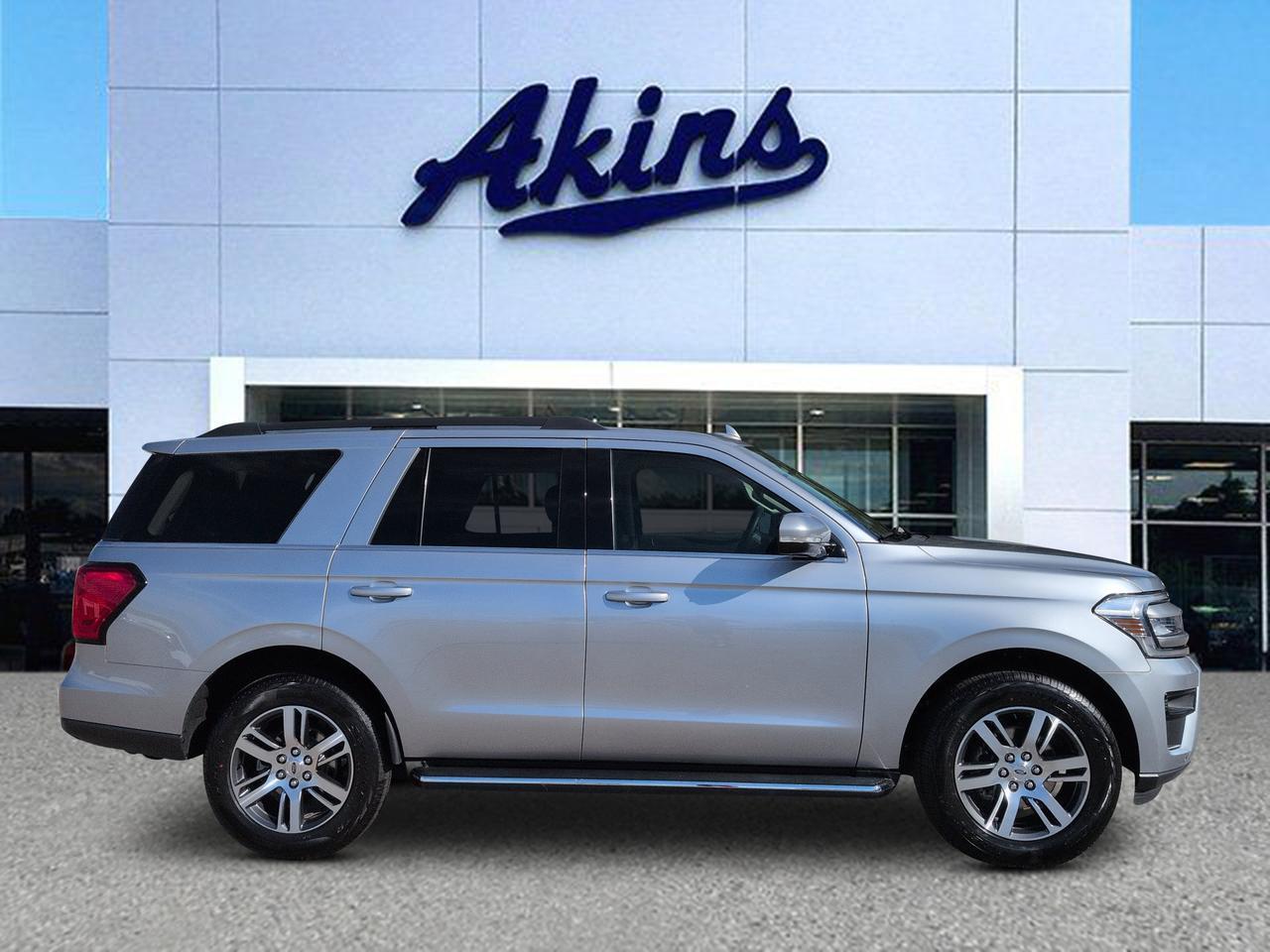 2023 Ford Expedition XLT