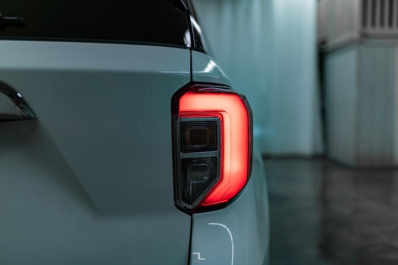 2023 Ford Explorer AWD XLT Leather BCam Red Deer AB