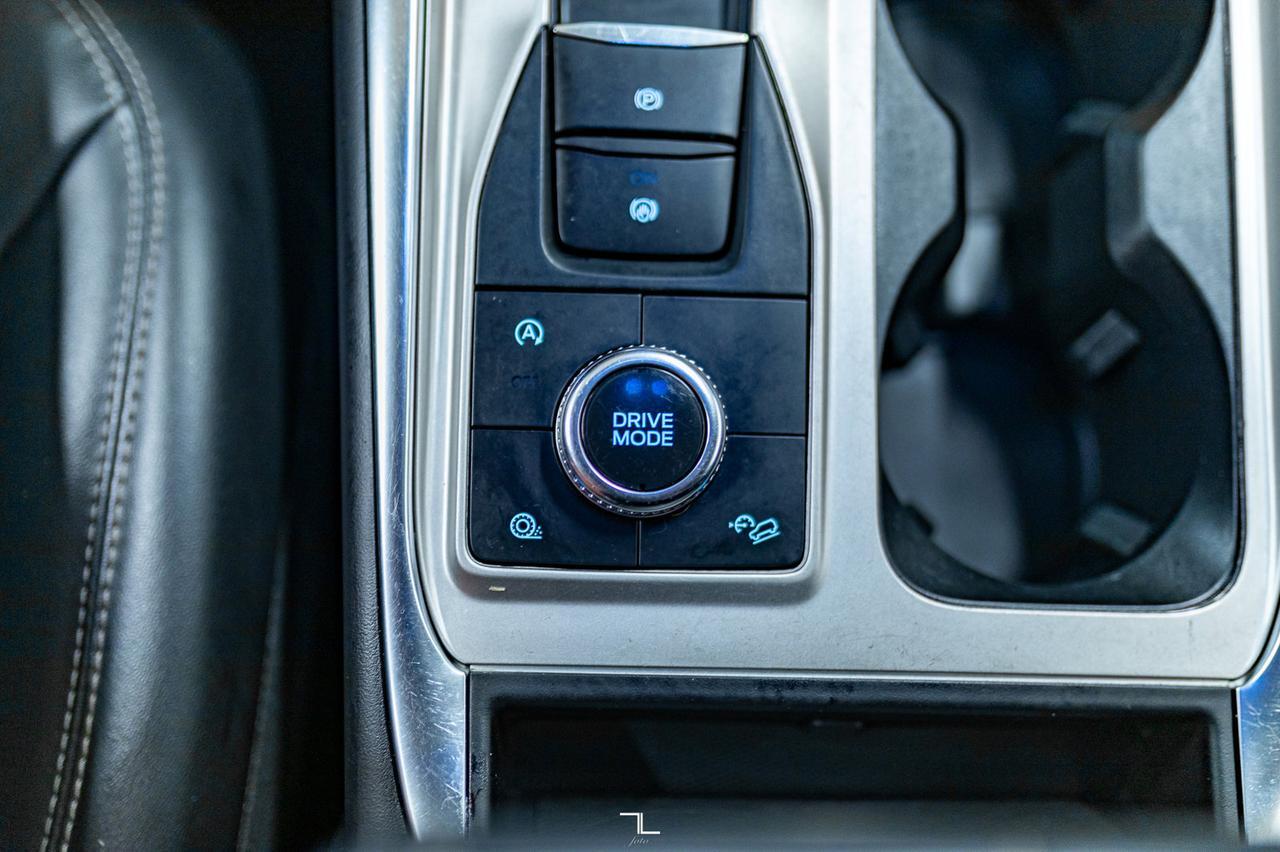 2023 Ford Explorer AWD XLT Leather BCam Red Deer AB