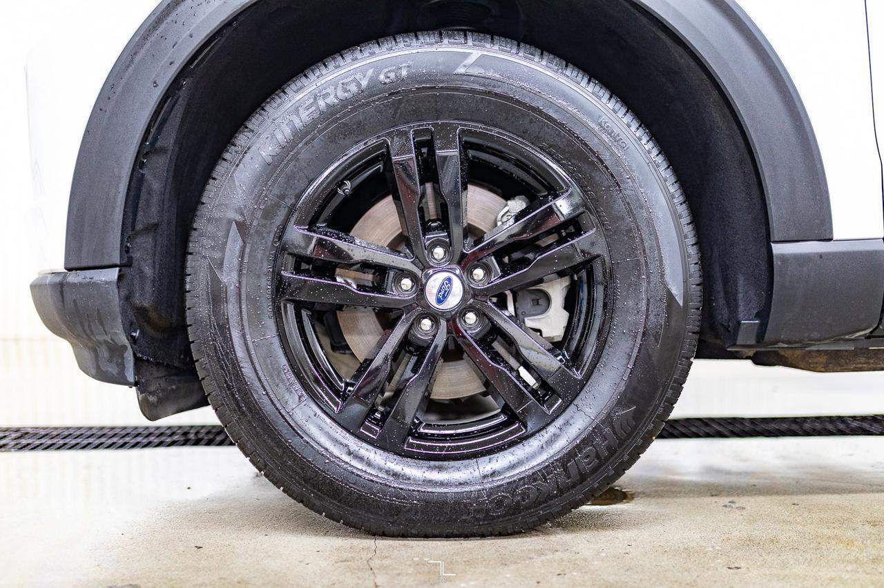 2023 Ford Explorer AWD XLT Leather BCam Red Deer AB