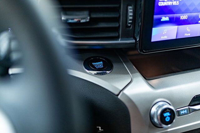 2023 Ford Explorer AWD XLT Leather BCam Red Deer AB