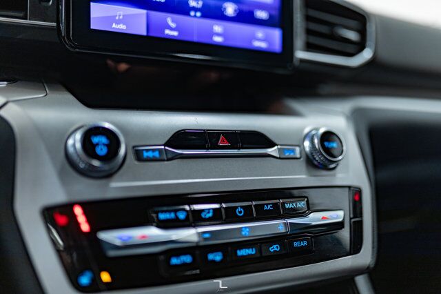 2023 Ford Explorer AWD XLT Leather BCam Red Deer AB