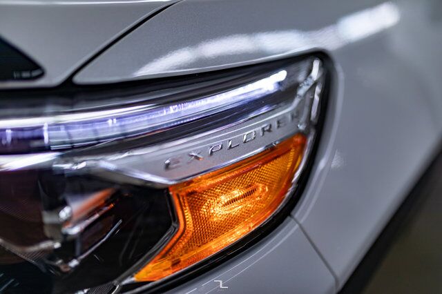 2023 Ford Explorer AWD XLT Leather BCam Red Deer AB