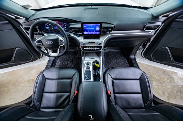 2023 Ford Explorer AWD XLT Leather BCam Red Deer AB