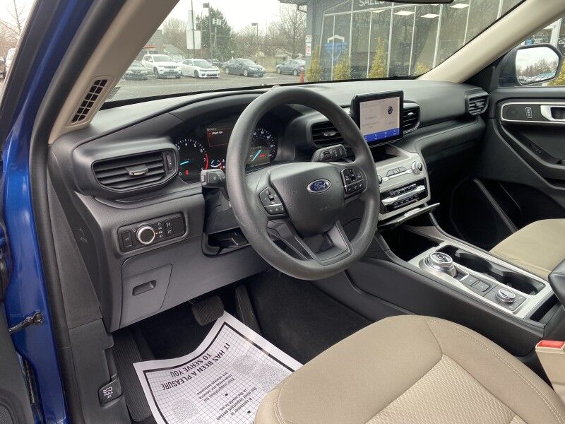 2023 Ford Explorer Base Springfield PA