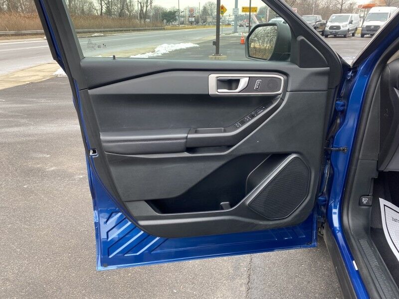 2023 Ford Explorer Base Springfield PA