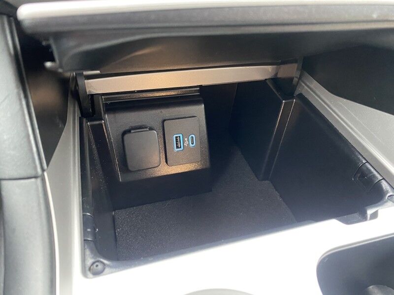2023 Ford Explorer Base Springfield PA