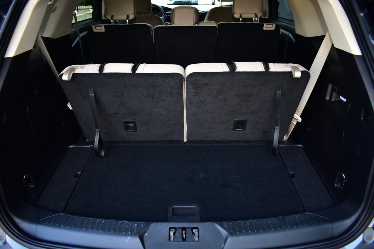 2023 Ford Explorer Base Tampa FL