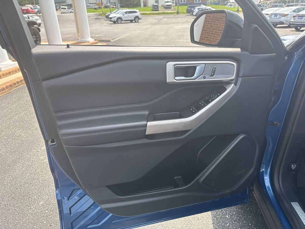 2023 Ford Explorer Limited Mount Joy PA