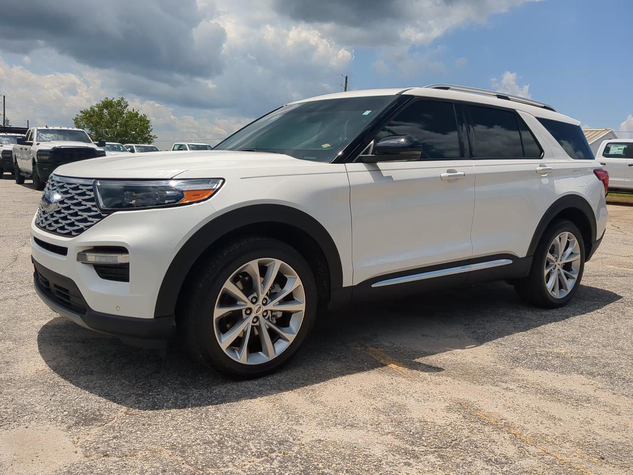 2023 Ford Explorer Platinum Appleton WI
