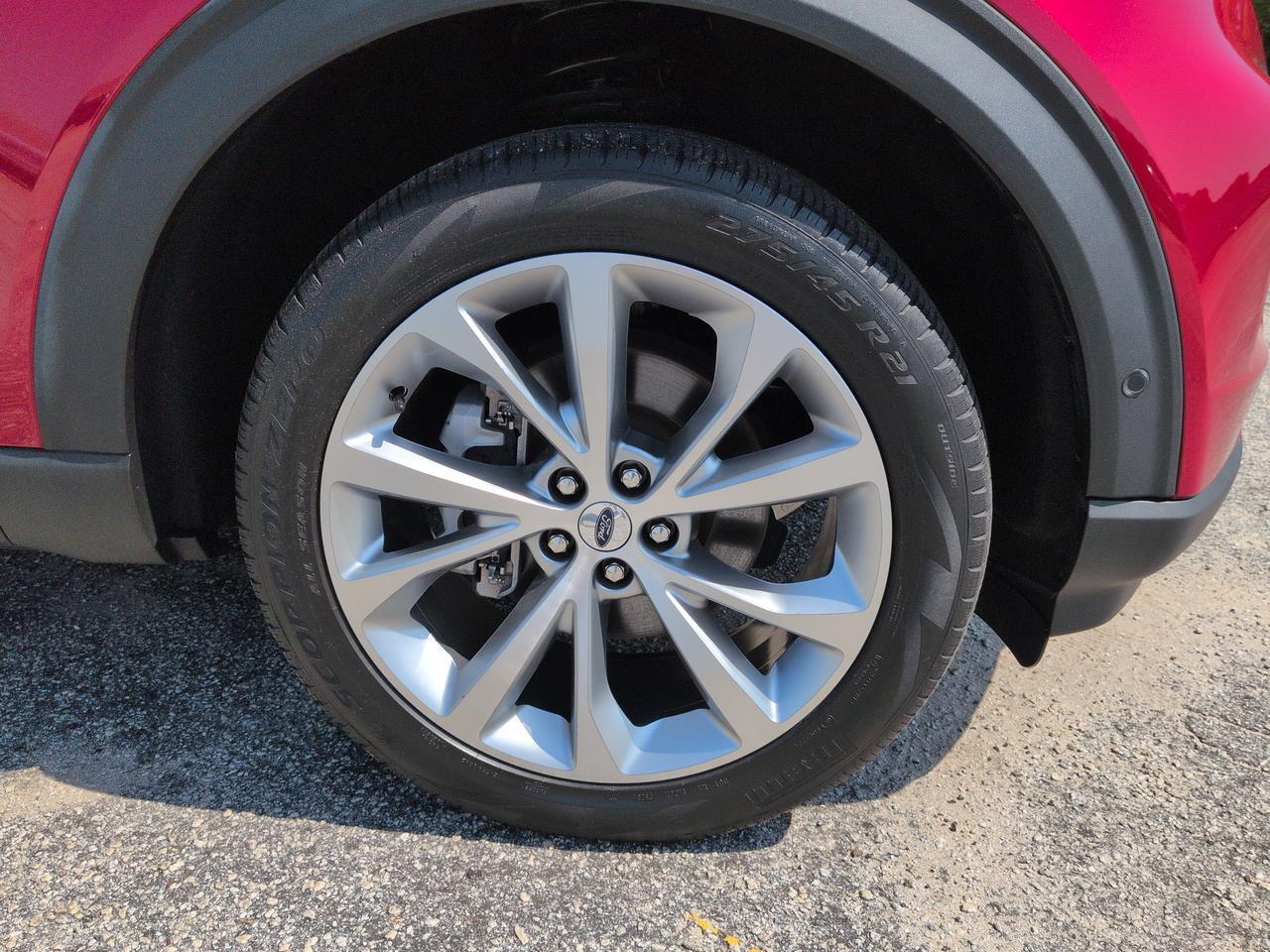 2023 Ford Explorer Platinum Winder GA