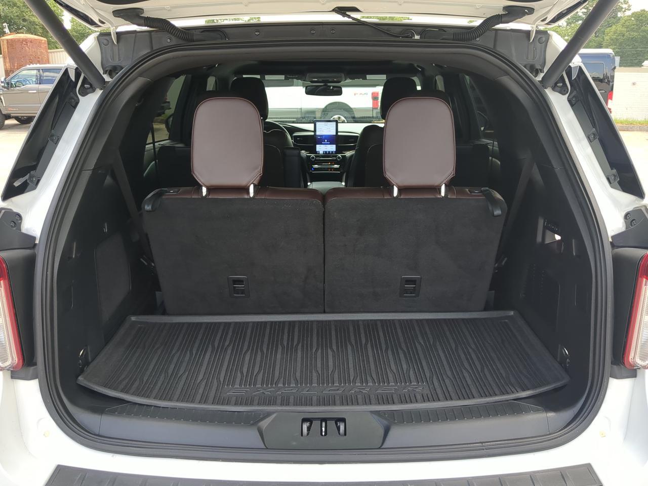 2023 Ford Explorer Platinum Winder GA
