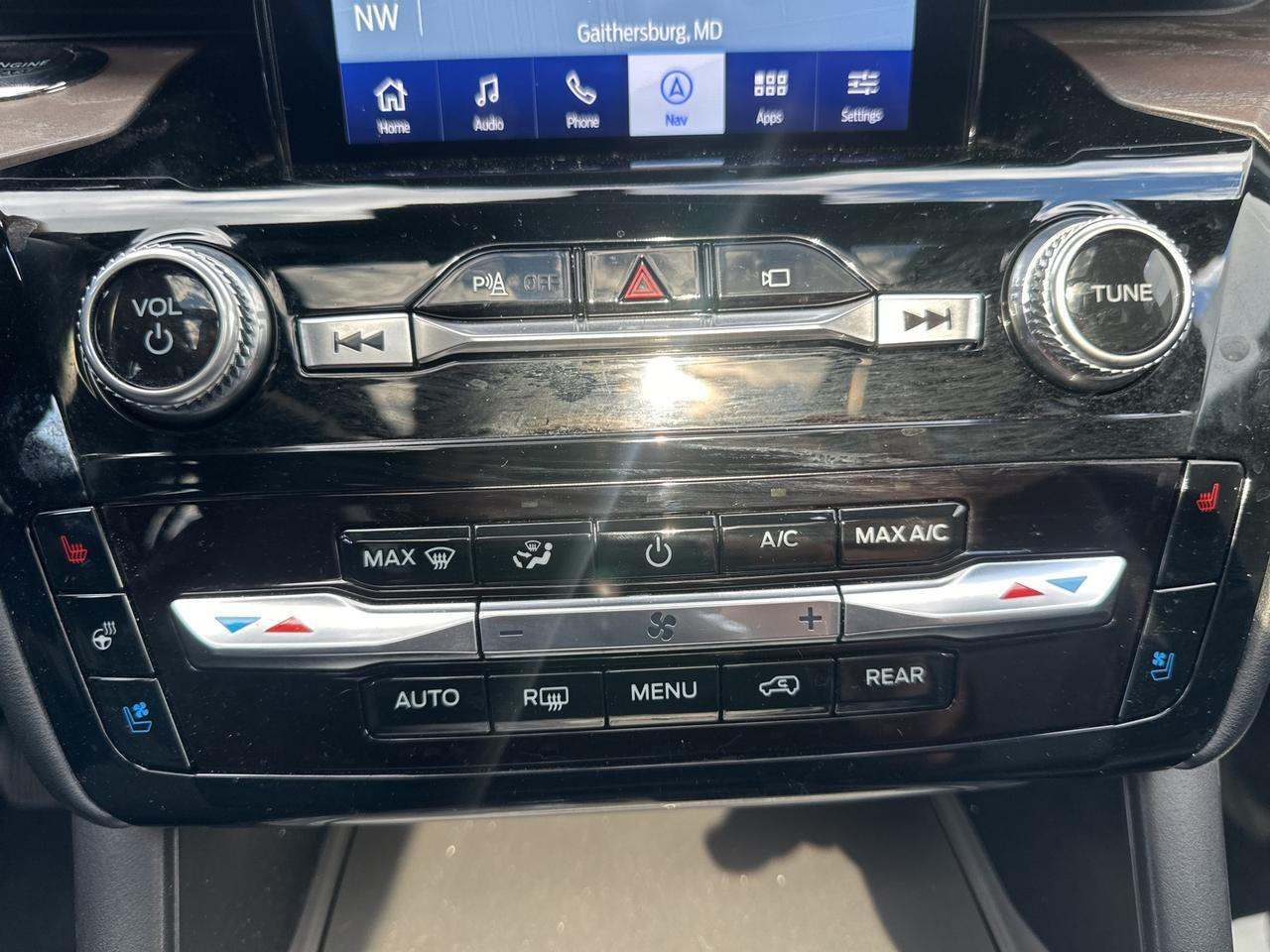 2023 Ford Explorer Platinum Gaithersburg MD