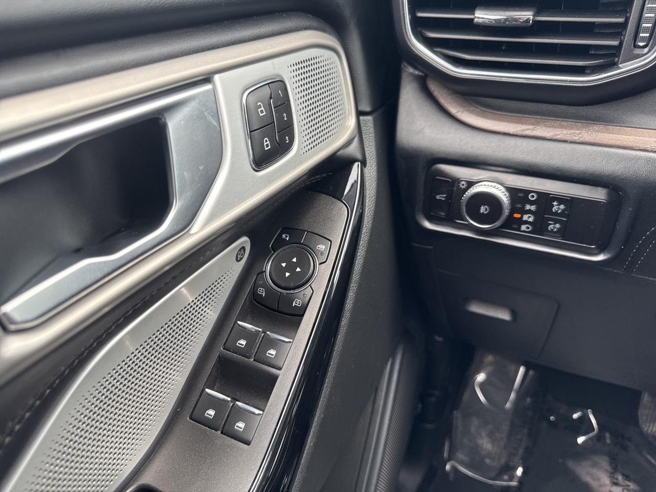 2023 Ford Explorer Platinum Warrenton VA