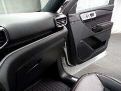 2023 Ford Explorer ST-Line 4WD 6 Passenger Fond du Lac WI