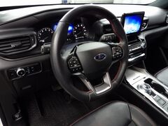 2023 Ford Explorer ST-Line 4WD 6 Passenger Fond du Lac WI
