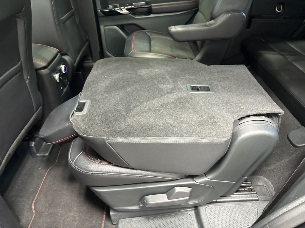 2023 Ford Explorer ST-Line 4WD 6 Passenger Minocqua WI