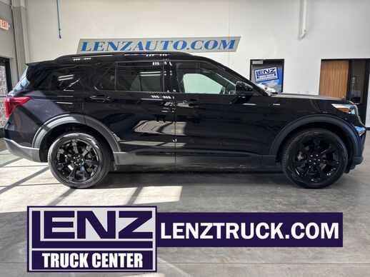 2023_Ford_Explorer_ST-Line 4WD_ Fond du Lac WI