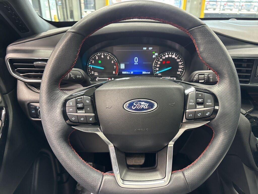 2023 Ford Explorer ST-Line 4WD Minocqua WI