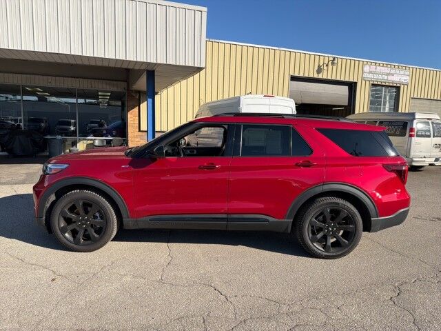 2023 Ford Explorer ST-Line