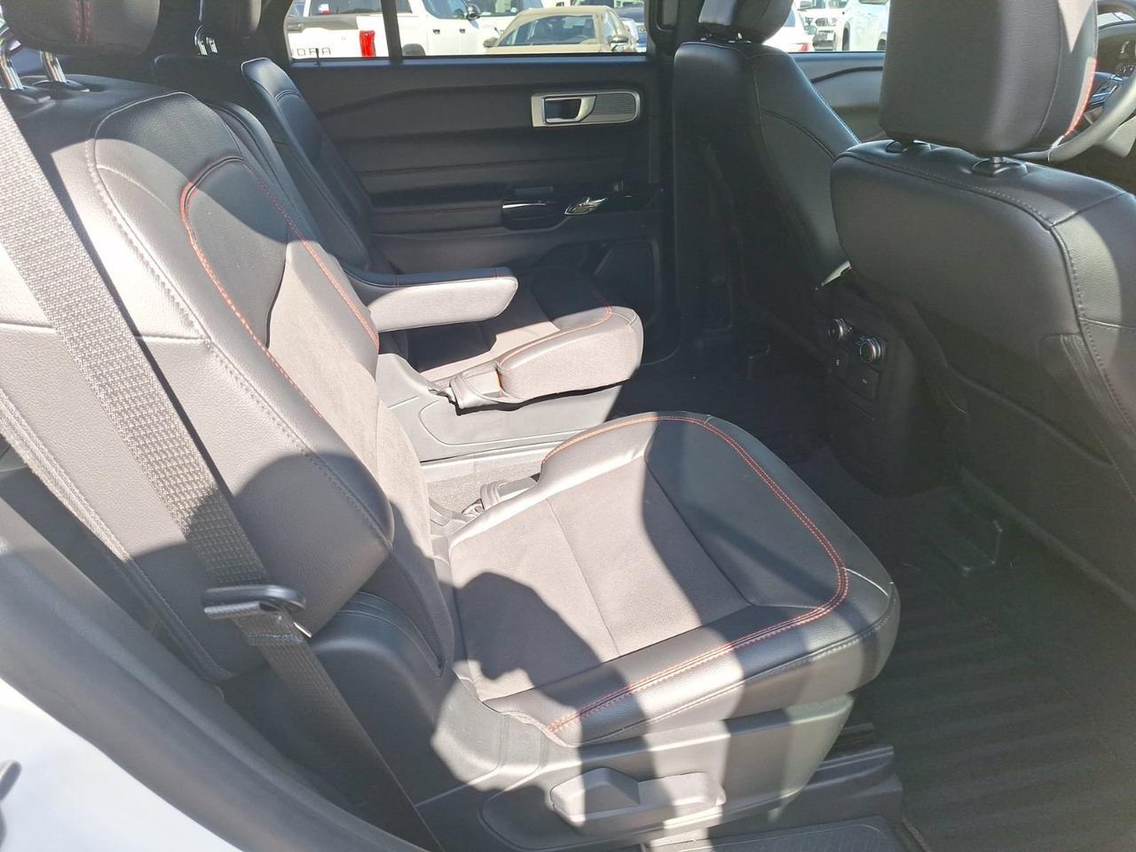 2023 Ford Explorer ST-Line Hurst TX