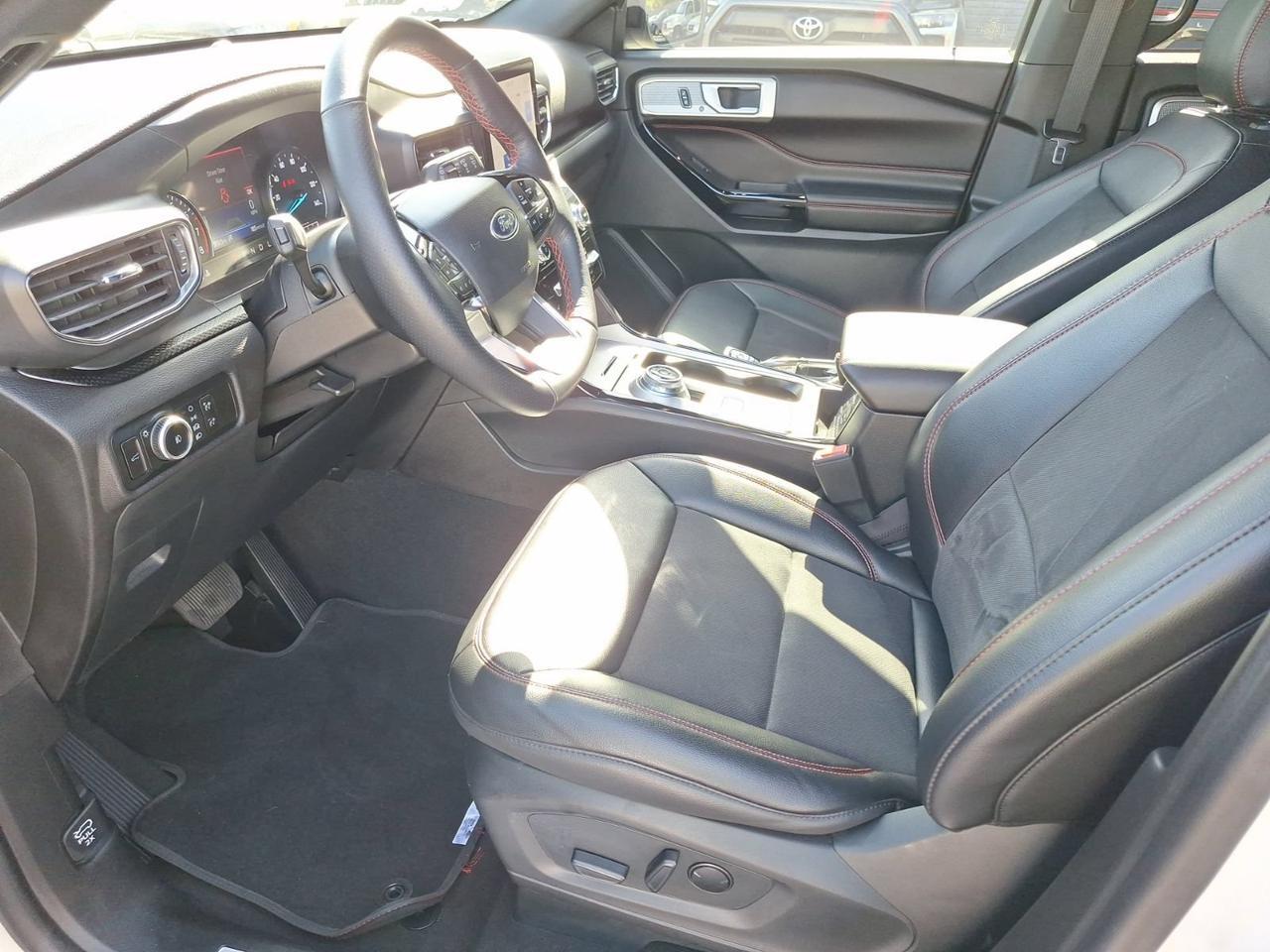 2023 Ford Explorer ST-Line Hurst TX