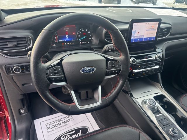 2023 Ford Explorer ST-Line Random Lake WI
