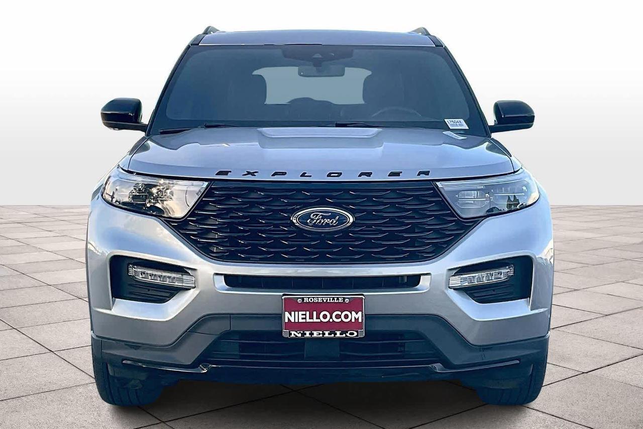 2023 Ford Explorer ST-Line