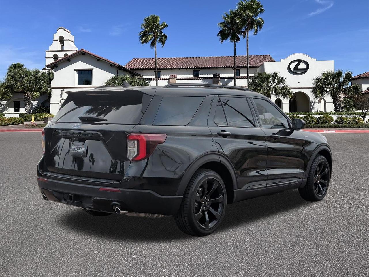 2023 Ford Explorer ST-Line
