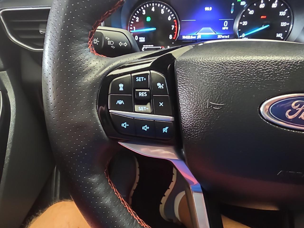 2023 Ford Explorer ST-Line Sand Lake NY