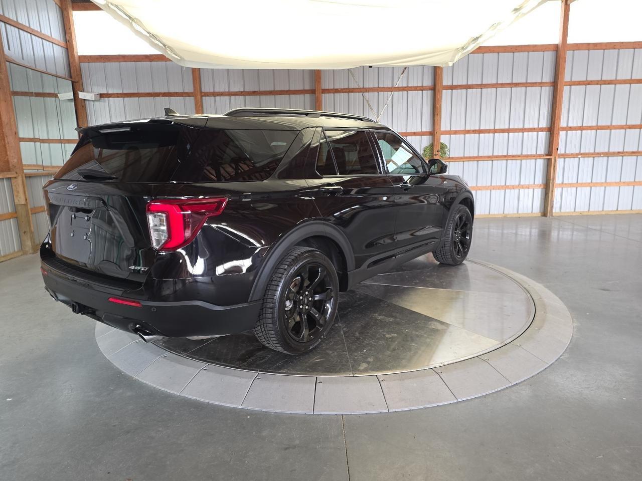 2023 Ford Explorer ST-Line Sand Lake NY