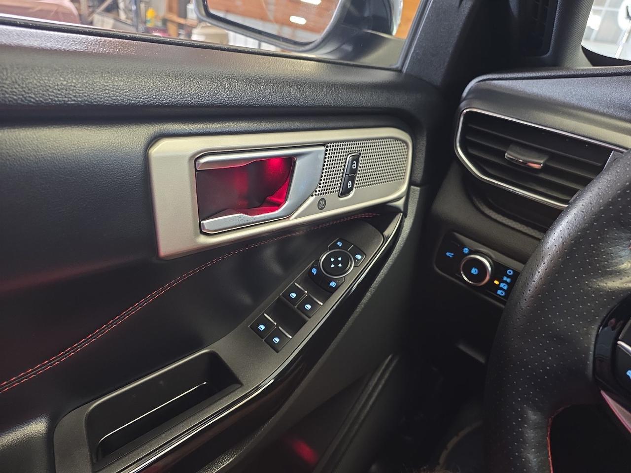 2023 Ford Explorer ST-Line Sand Lake NY