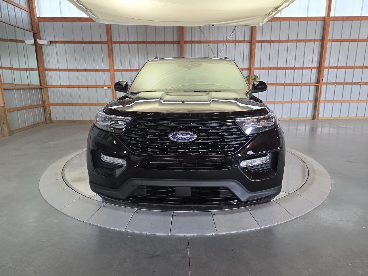 2023 Ford Explorer ST-Line Sand Lake NY
