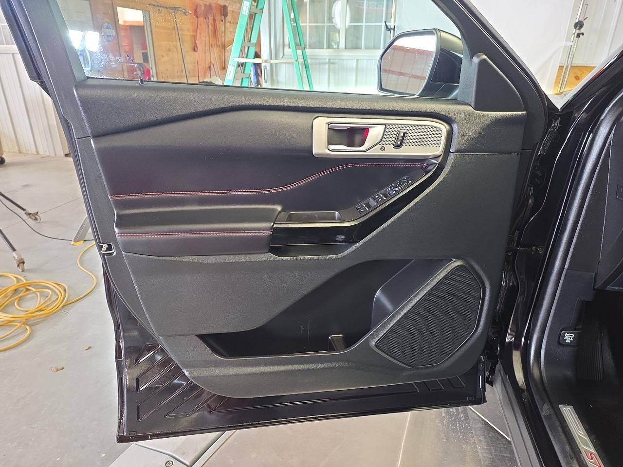 2023 Ford Explorer ST-Line Sand Lake NY