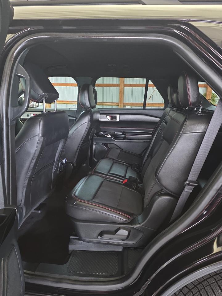 2023 Ford Explorer ST-Line Sand Lake NY