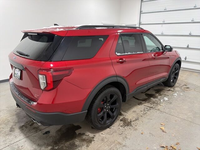 2023 Ford Explorer ST Pine River MN