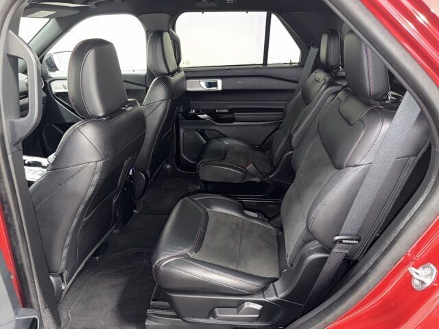 2023 Ford Explorer ST Pine River MN