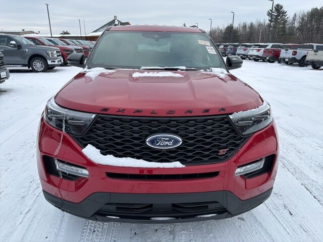 2023 Ford Explorer ST Pine River MN