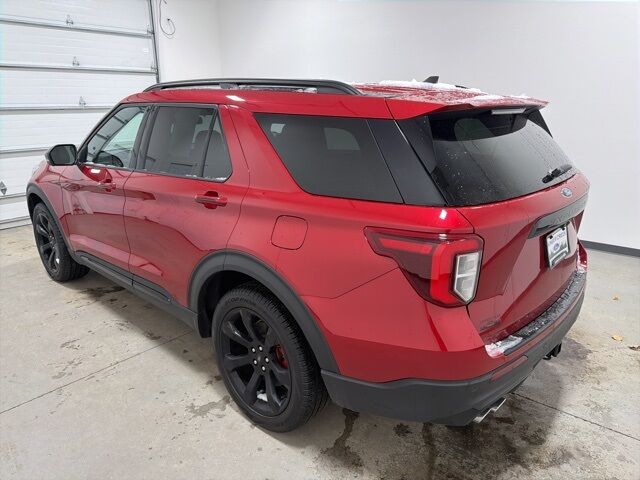 2023 Ford Explorer ST Pine River MN