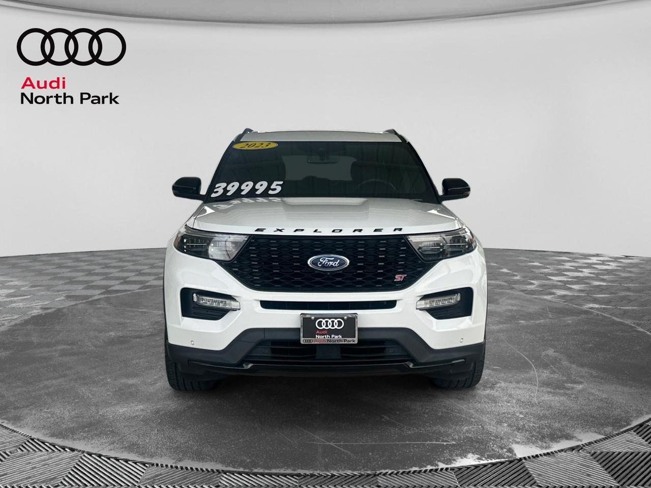 2023 Ford Explorer ST  Selma TX