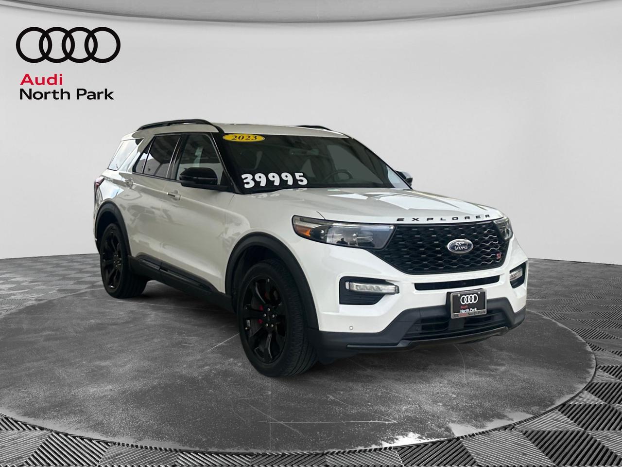 2023 Ford Explorer ST  Selma TX