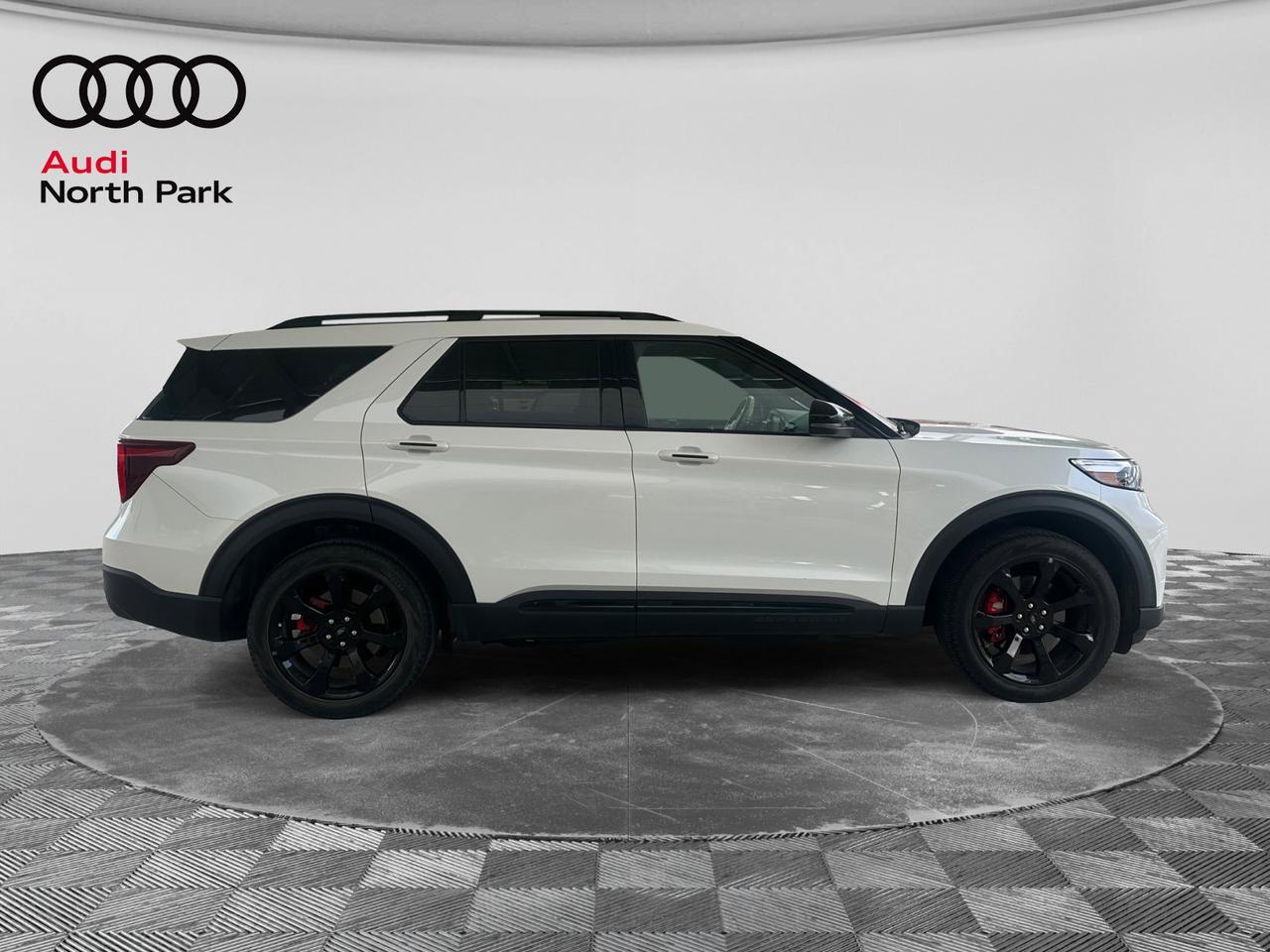 2023 Ford Explorer ST  Selma TX