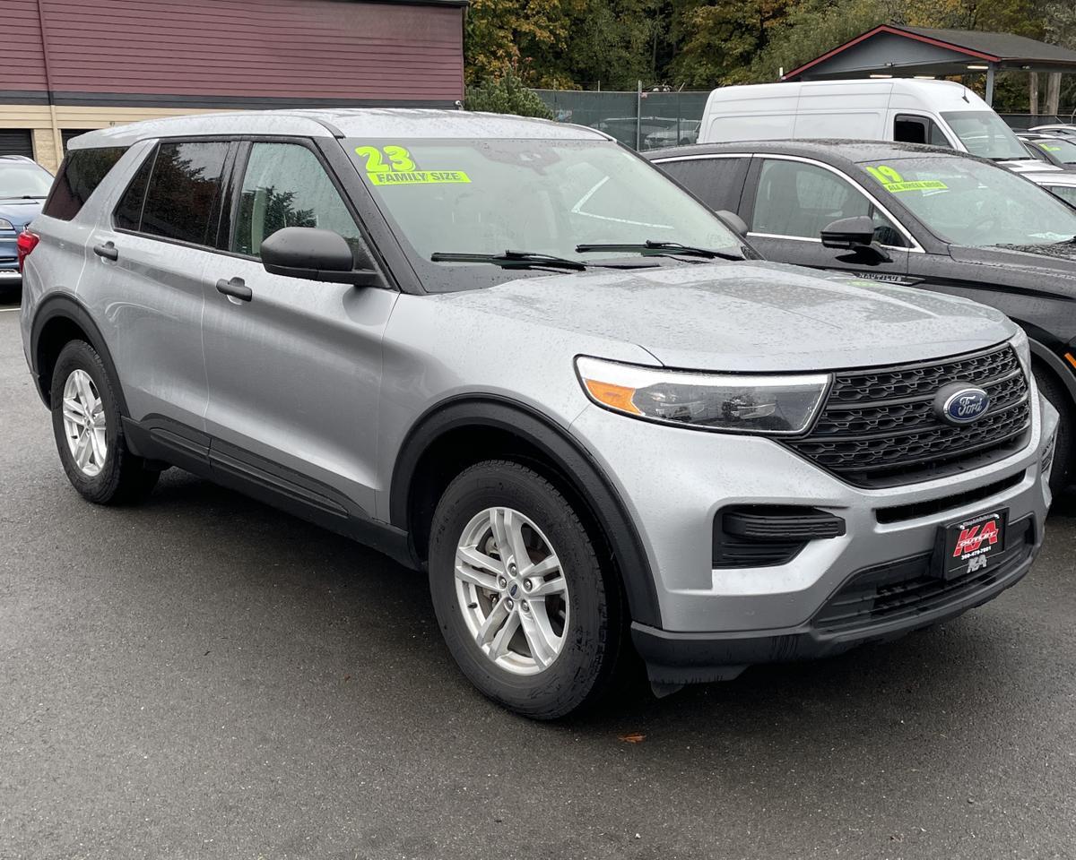 2023 Ford Explorer Sport Utility 4D