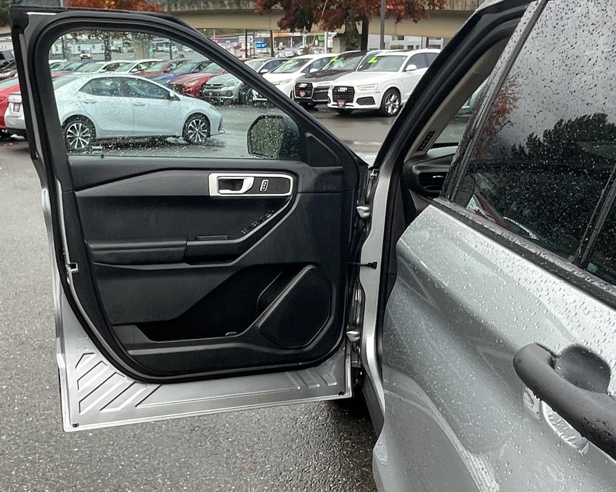 2023 Ford Explorer Sport Utility 4D Port Orchard WA