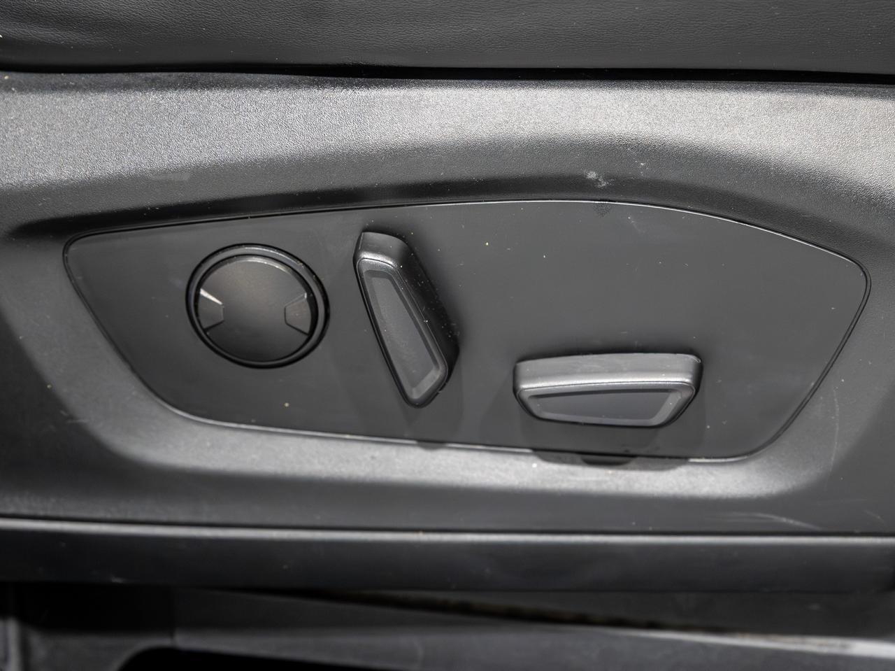 2023 Ford Explorer XLT 4WD 6-Passenger Cranberry PA