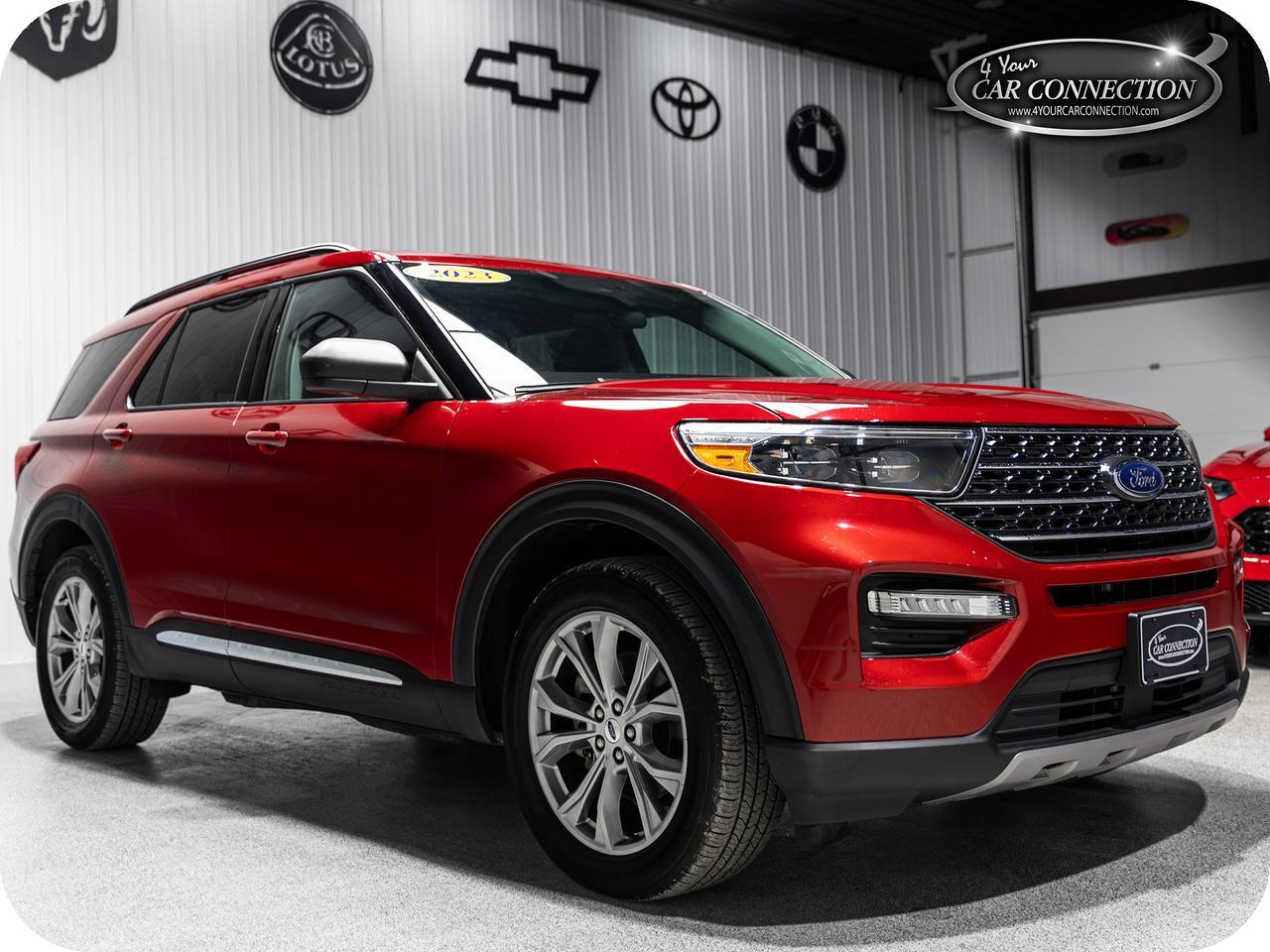 2023 Ford Explorer XLT 4WD