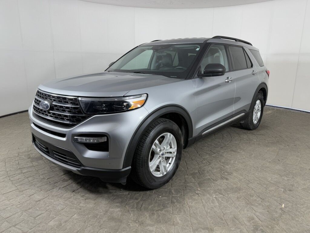 2023 Ford Explorer XLT 4WD