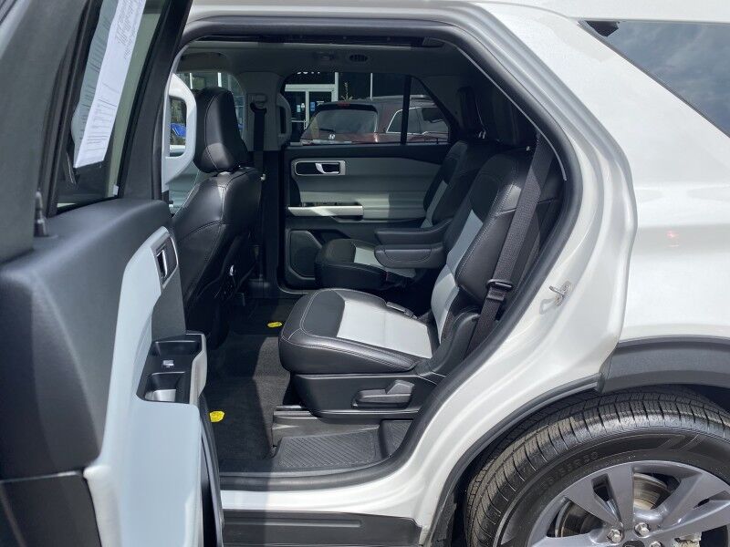 2023 Ford Explorer XLT Bristol  PA