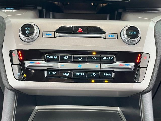 2023 Ford Explorer XLT Carrollton TX